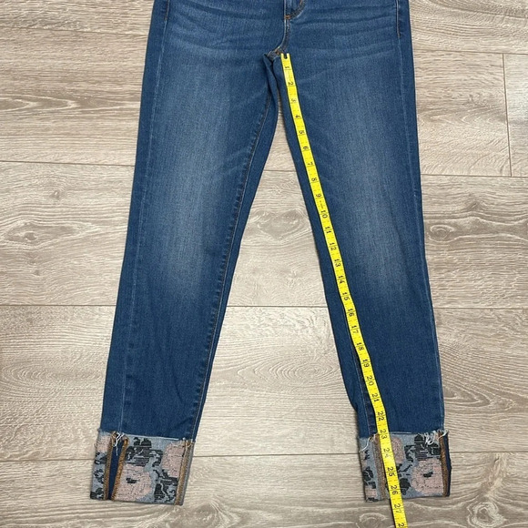 LOFT made and loved Modern Skinny Jean Floral Embroidered Cuff 26/2 - Picture 11 of 15